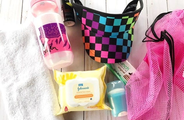 Here are 6 gym bag essentials you need for your workout! As a a busy mom, I try to reduce my smell at Walmart.
