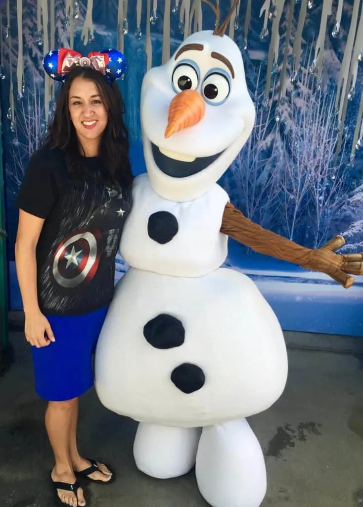 Olaf gives the best hugs in Disneyland!