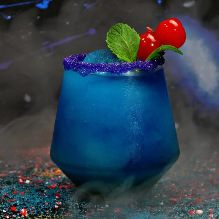 Make this Black Panther drink recipe for your next Avengers: Infinity War party.