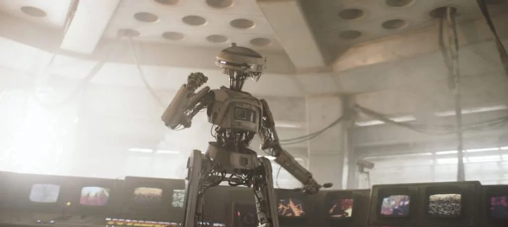 Phoebe Waller-Bridge on making L3 Droid more natural in Star Wars.