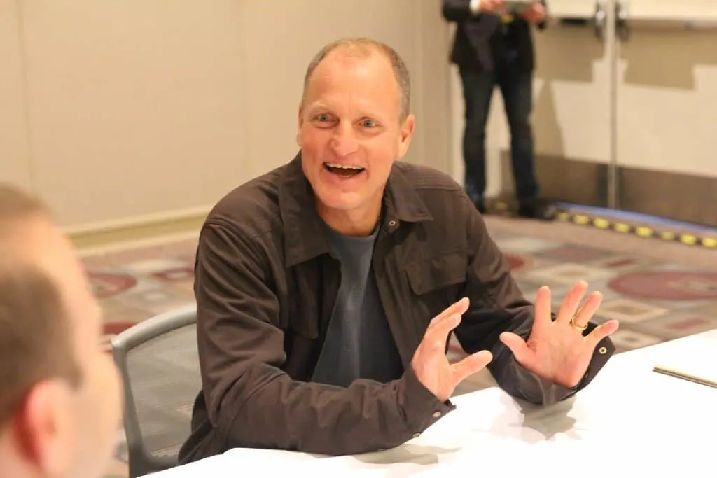 Woody Harrelson in Han Solo talks about gratitude and how he stays happy.