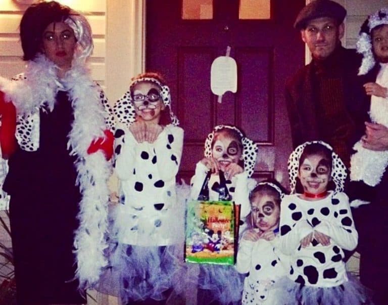 DIY 101 Dalmatians Halloween Costume