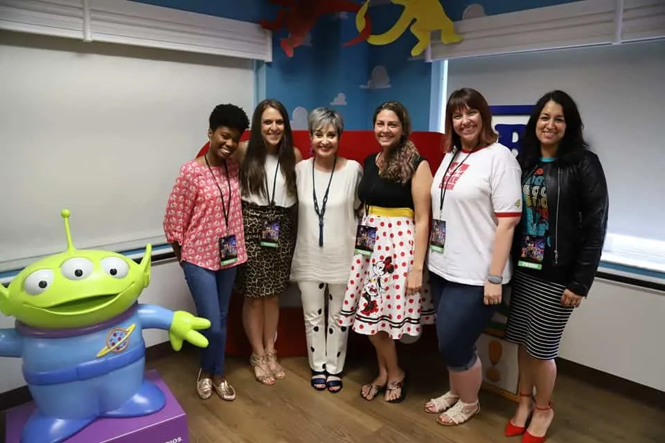 Annie Potts and The Geekly Show