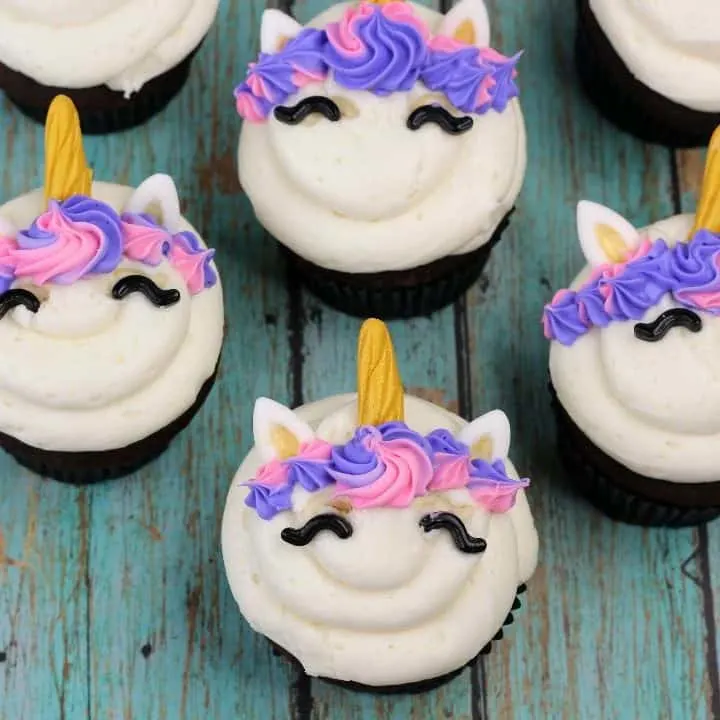 Easy unicorn cupcakes!