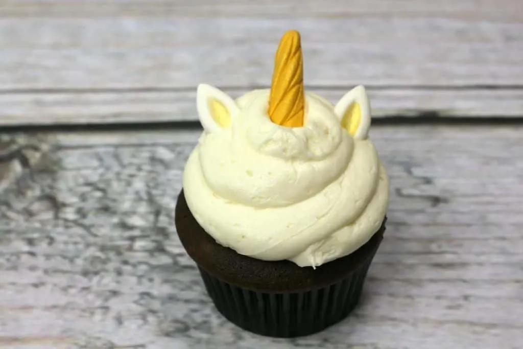 How to Decorate Unicorn Cupcakes