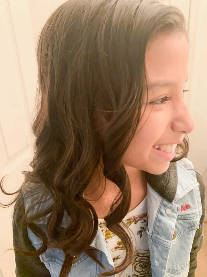 How to use a curling wand