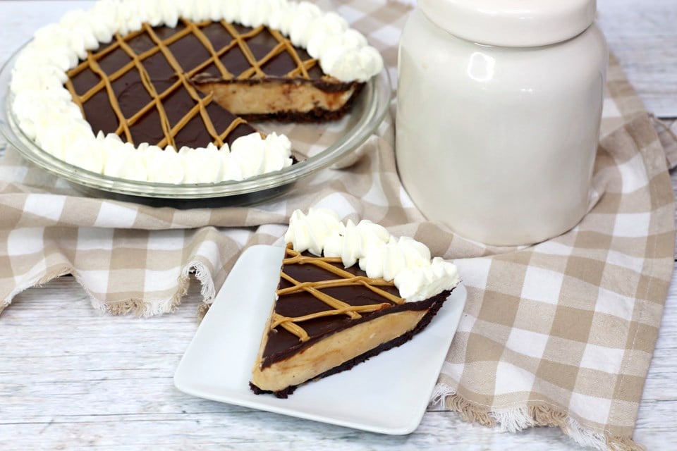 Creamy Peanut Butter Pie Recipe