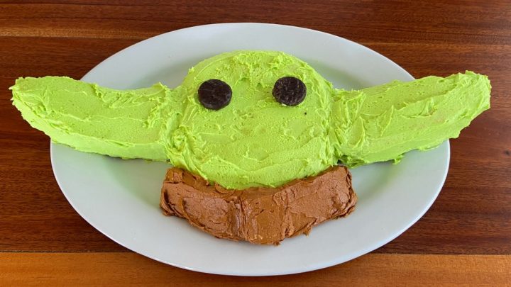 Image for Everyone Can Make This Simple Baby Yoda Cake