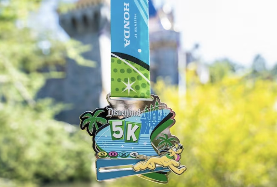 2024 Disneyland 5K Medal