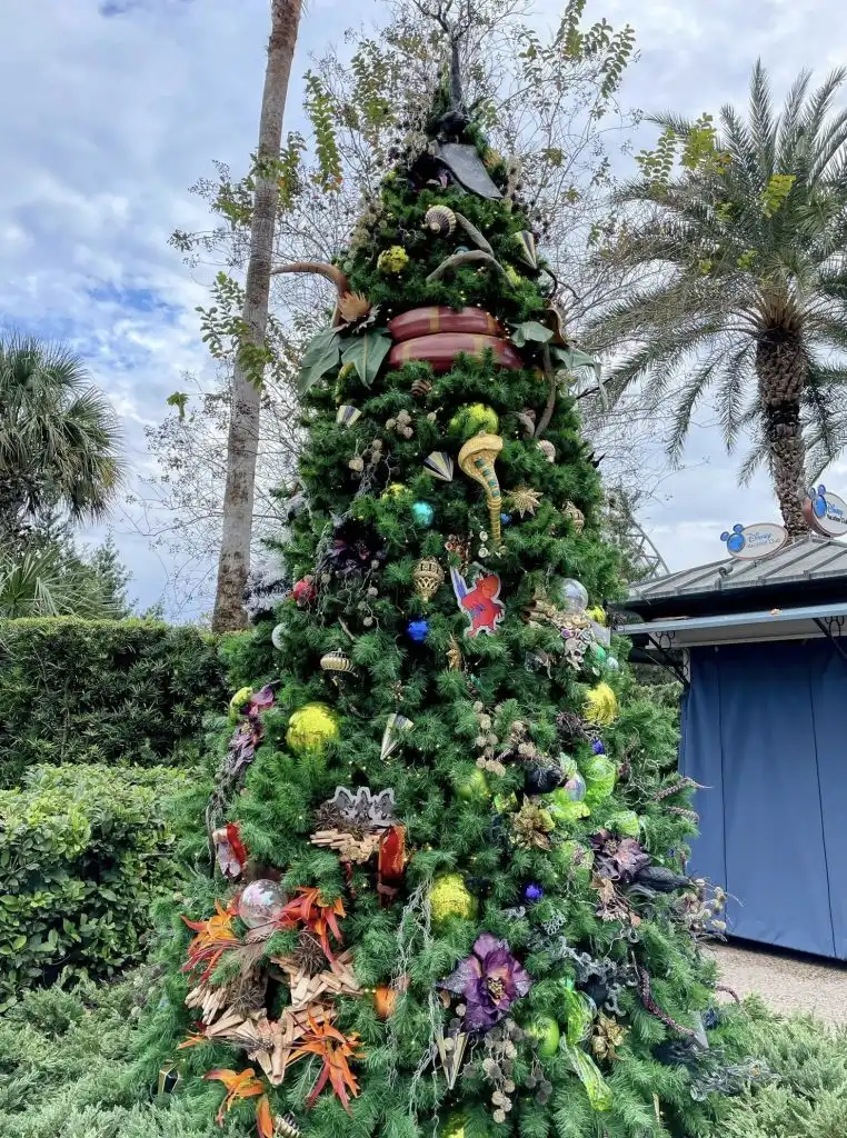 Where to find Villains Christmas Tree Disney Springs
